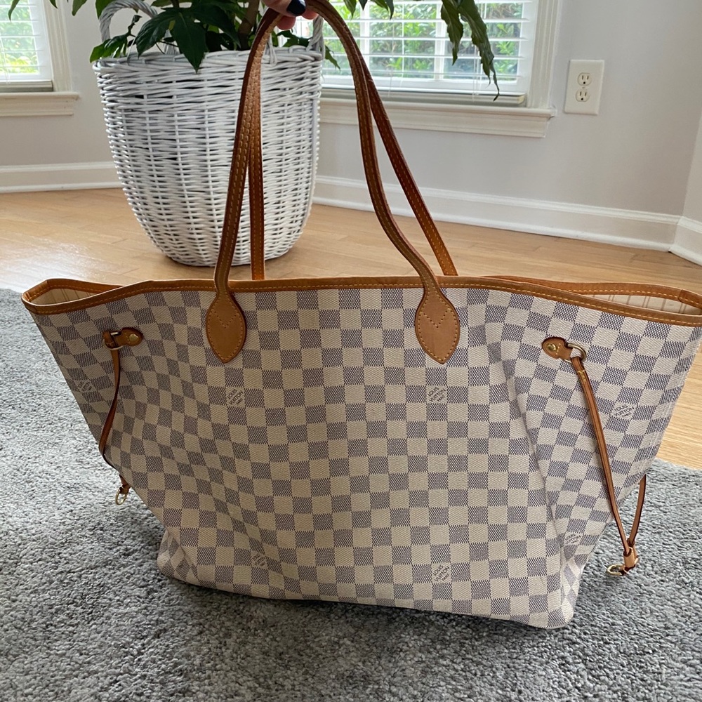 Louis Vuitton Damier Azur Neverfull GM tote